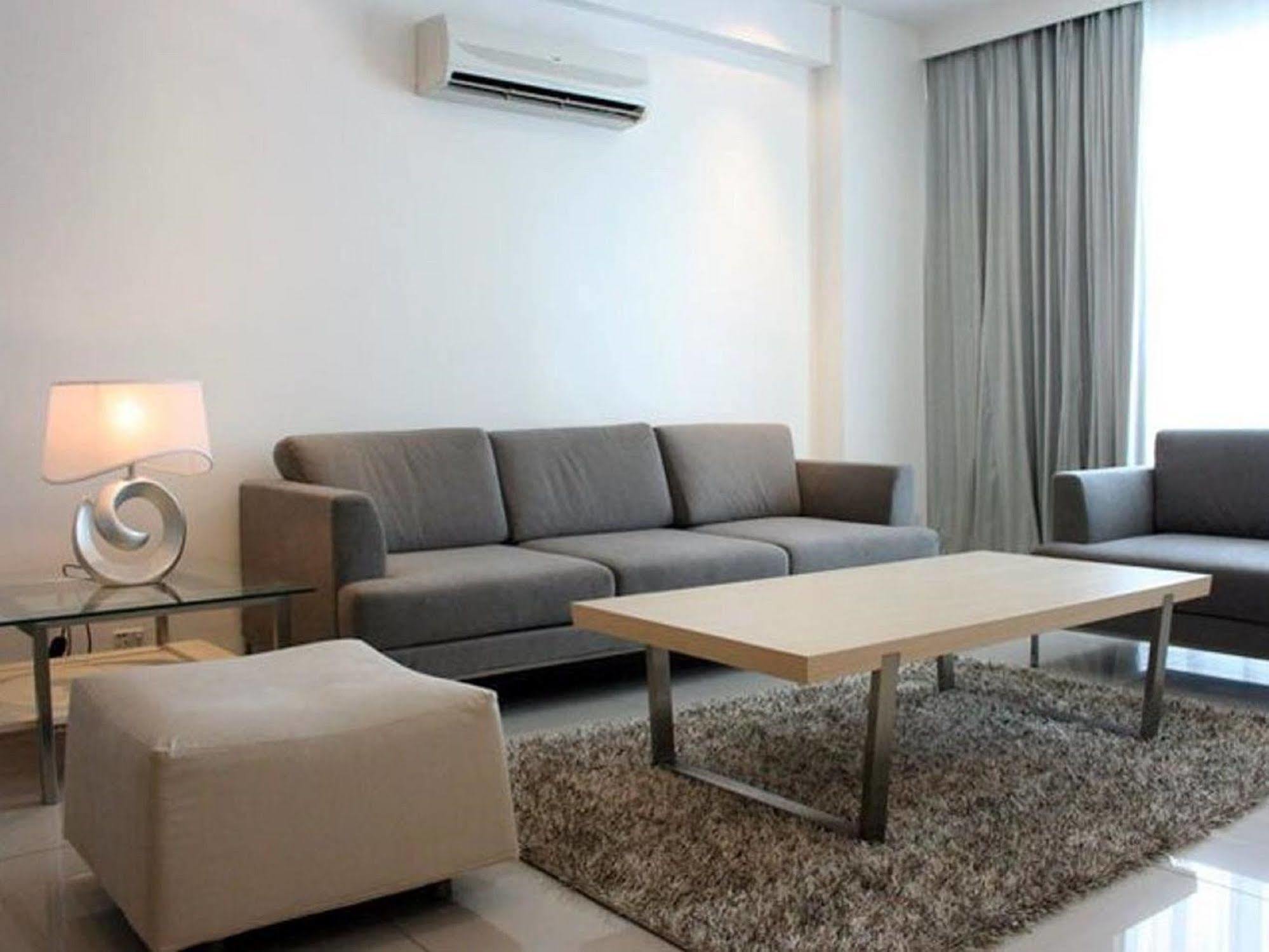Likas Square Apartment Hotel Кота Кинабалу Екстериор снимка